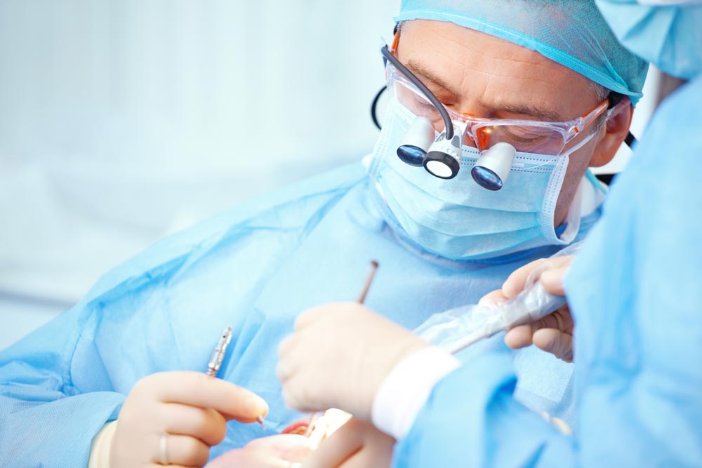 Chirurgie dentaire chez Halo dentisterie à Laval