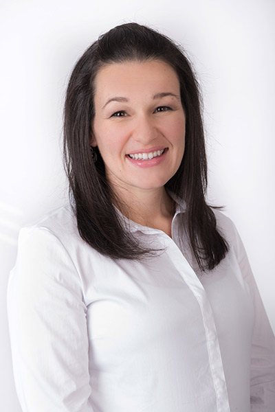 Dr Marianne Cyr
